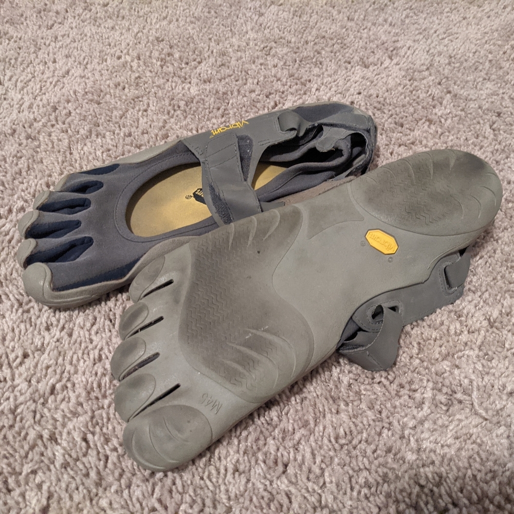 Vibram 5 fingers size Euro 45 (11-12 US)